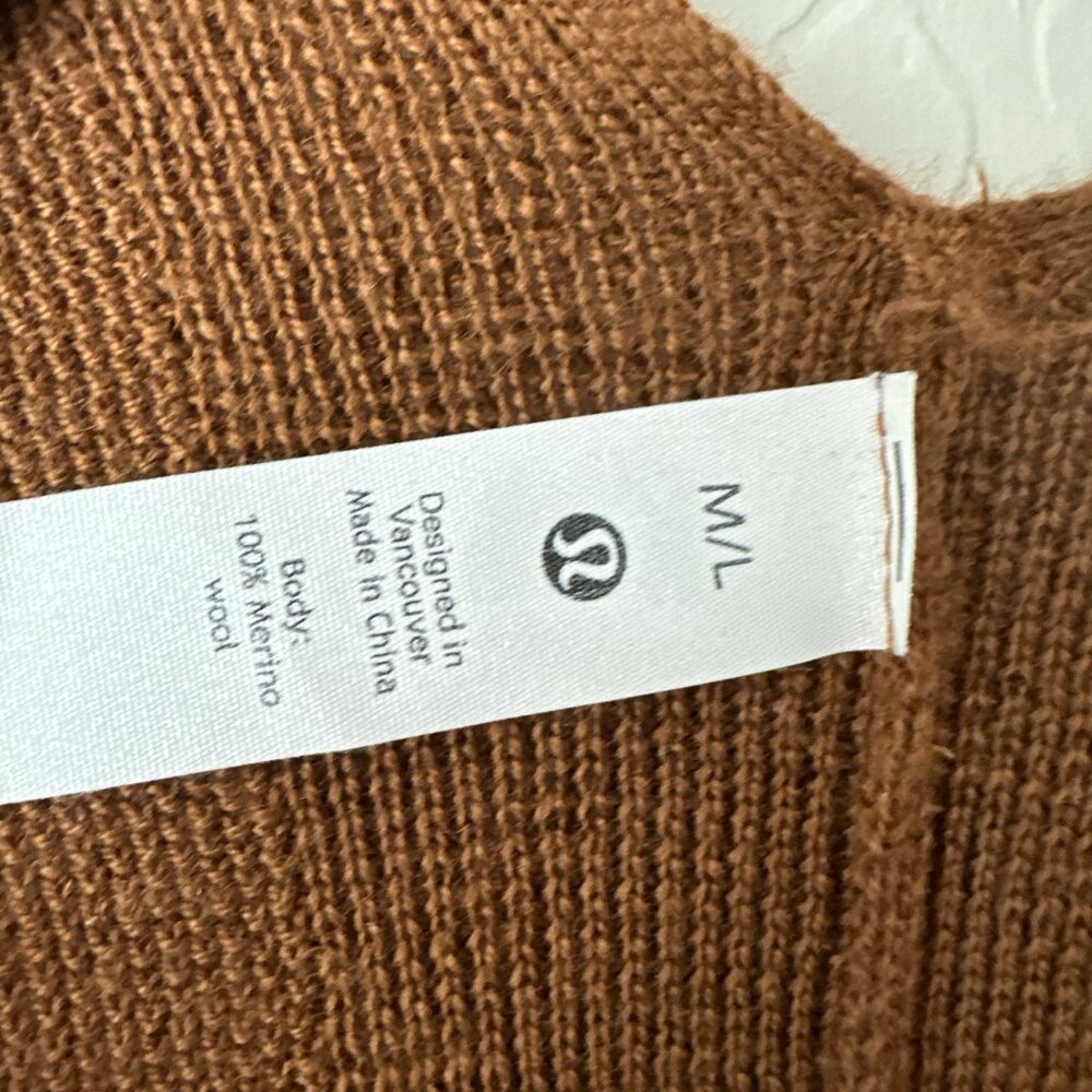 Lululemon 100% Merino Wool Wrap - Picture 3 of 4